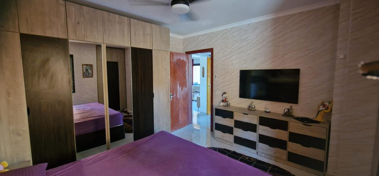 bedroom exclusive finishing